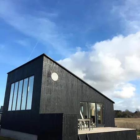 Summer House With Direct Access Near Kikhavn * Hundested